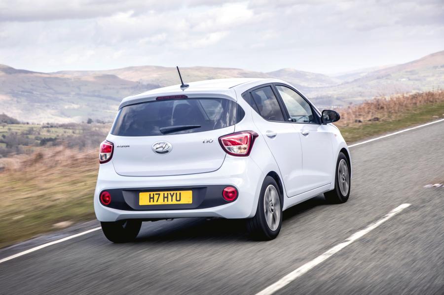  Hyundai i10 Play 2019 года  (UK) (фото 21 из 42)